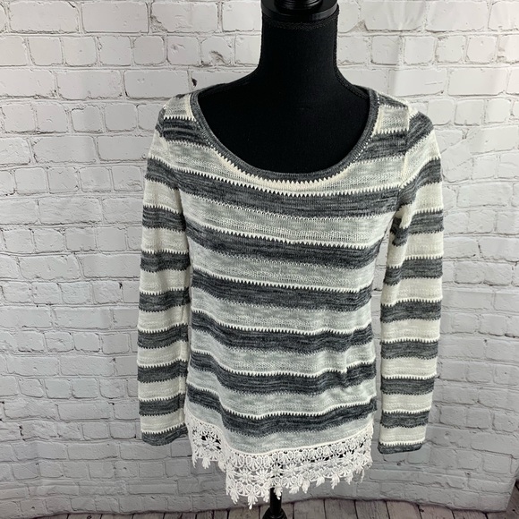 Maurices knit light weight sweater - Picture 1 of 5